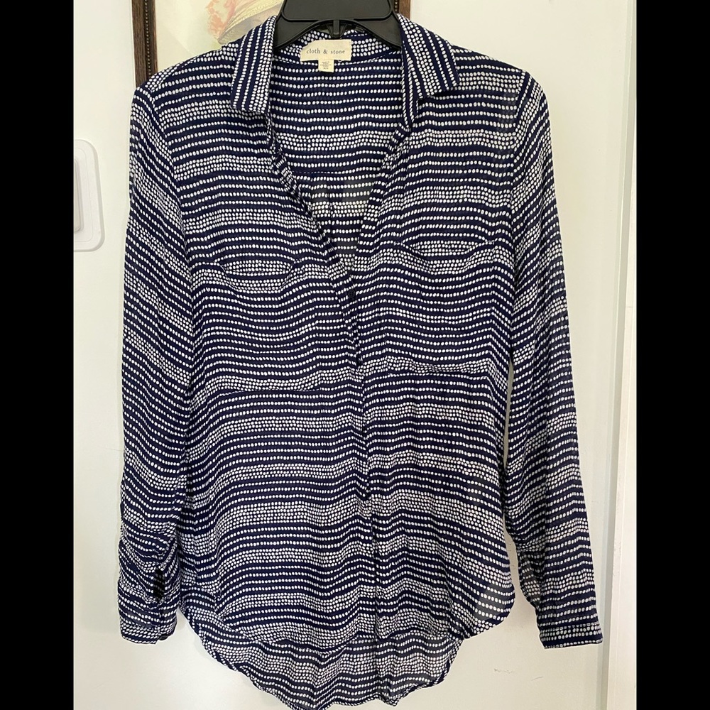 Cloth & Stone blue and white blouse